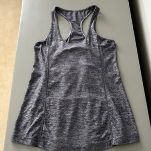 Lululemon mixed material work out tank with ruffle back